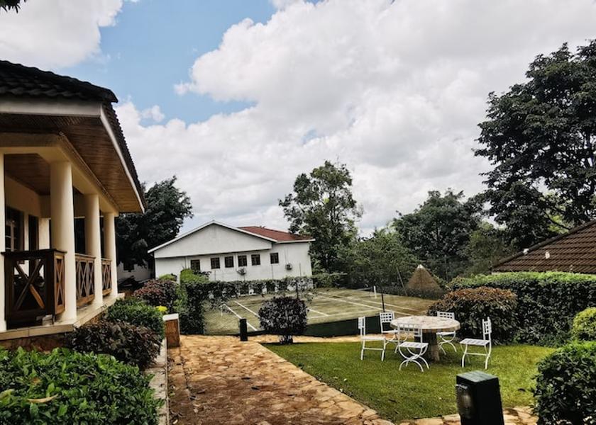  Jinja Terrace/patio