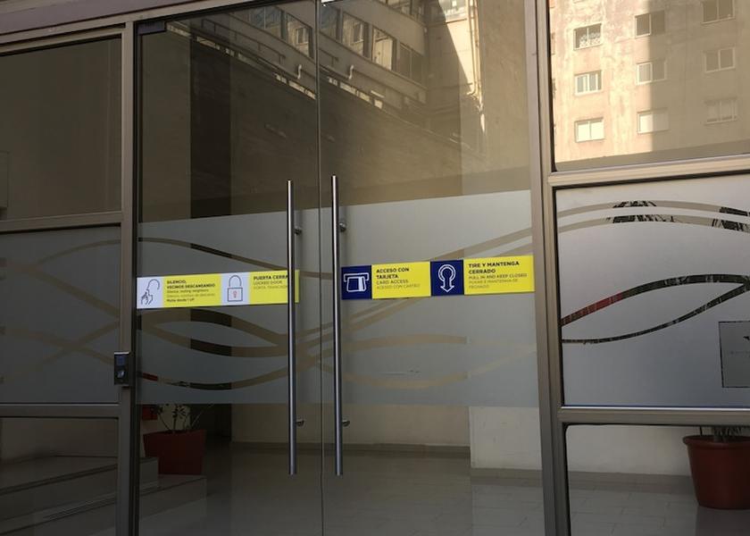 Santiago Santiago Exterior Detail