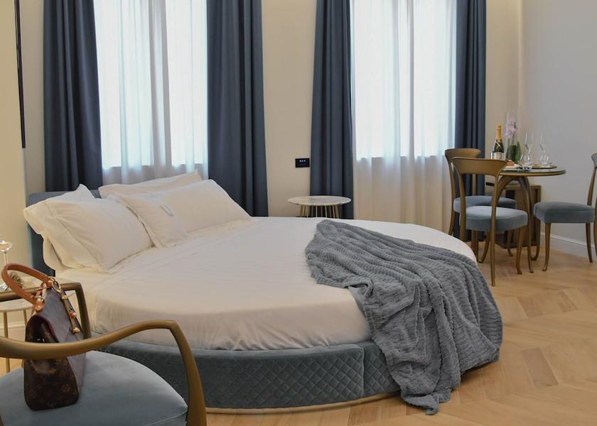 Lombardy Milan Room
