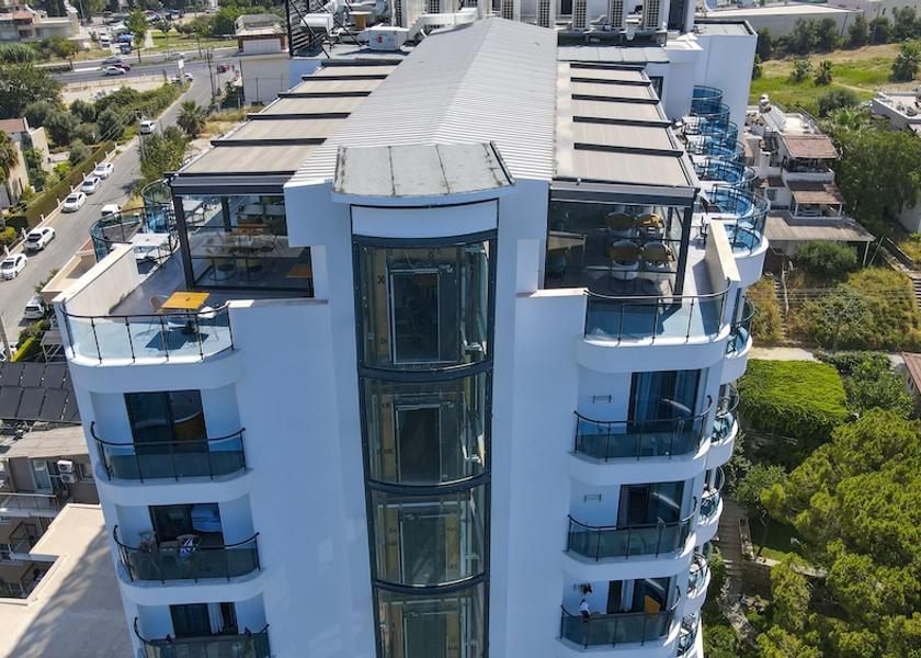 Aydin Kuşadası Facade