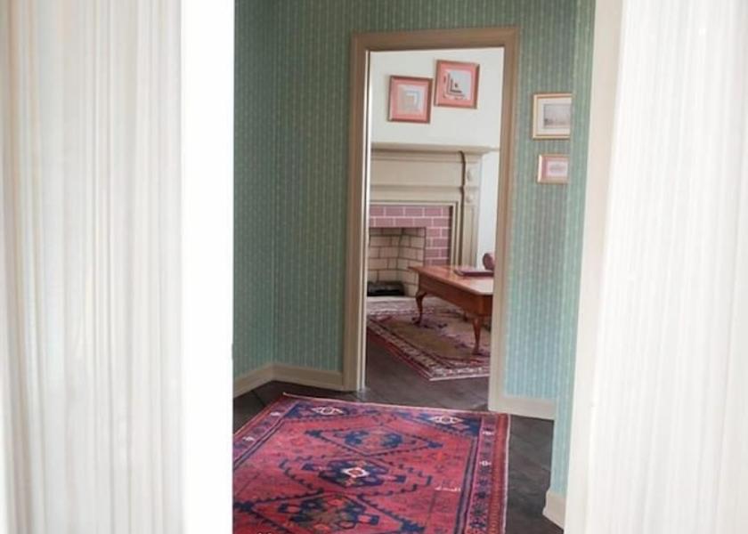 Virginia Staunton Interior Entrance