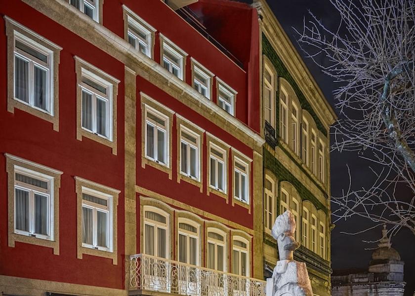 Braga Braga Facade