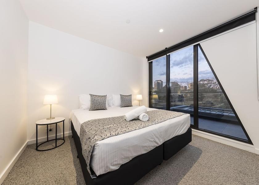 Victoria North Melbourne Room