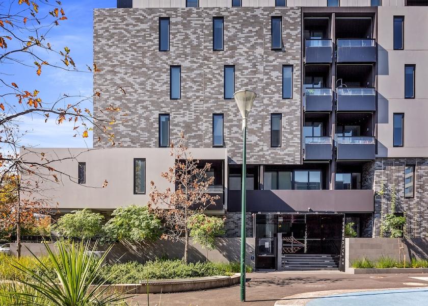 Victoria Melbourne Exterior Detail