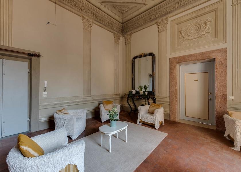 Tuscany Florence Lobby