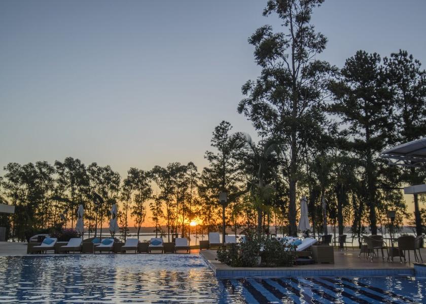  Encarnacion Exterior Detail