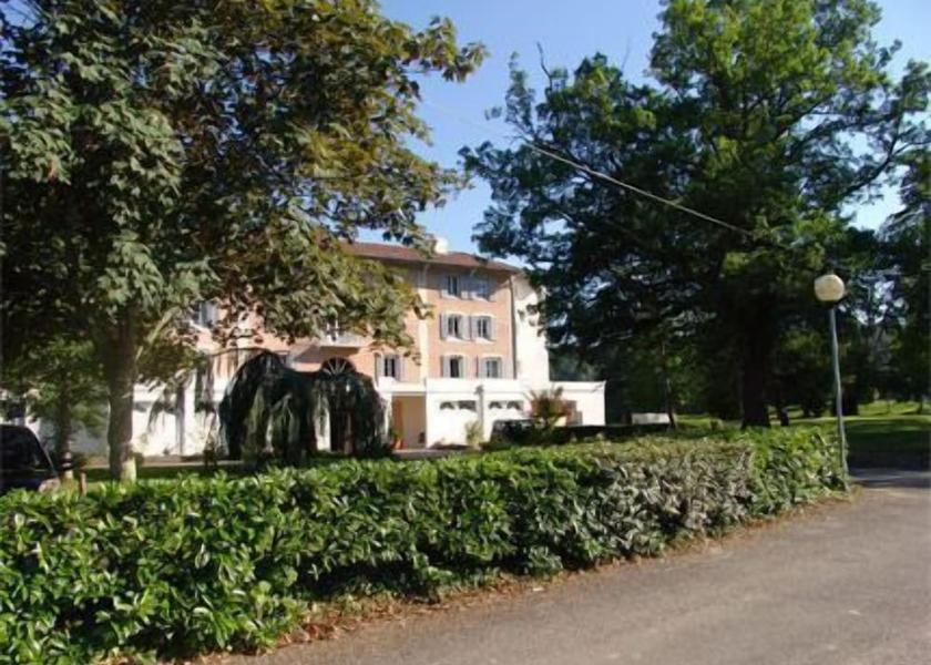 Nouvelle-Aquitaine Salies-de-Bearn Exterior Detail