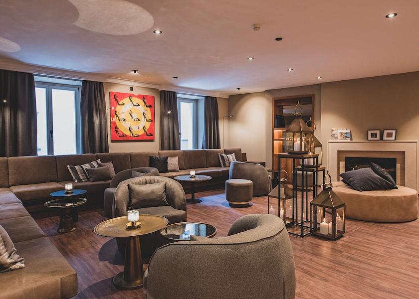 Graubuenden St. Moritz Lobby