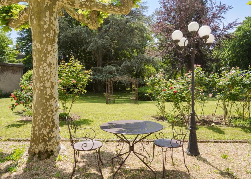 Auvergne-Rhone-Alpes Bourg-en-Bresse garden