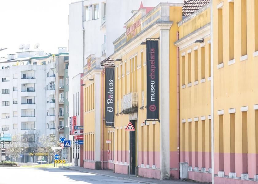 Aveiro Sao Joao da Madeira Exterior Detail