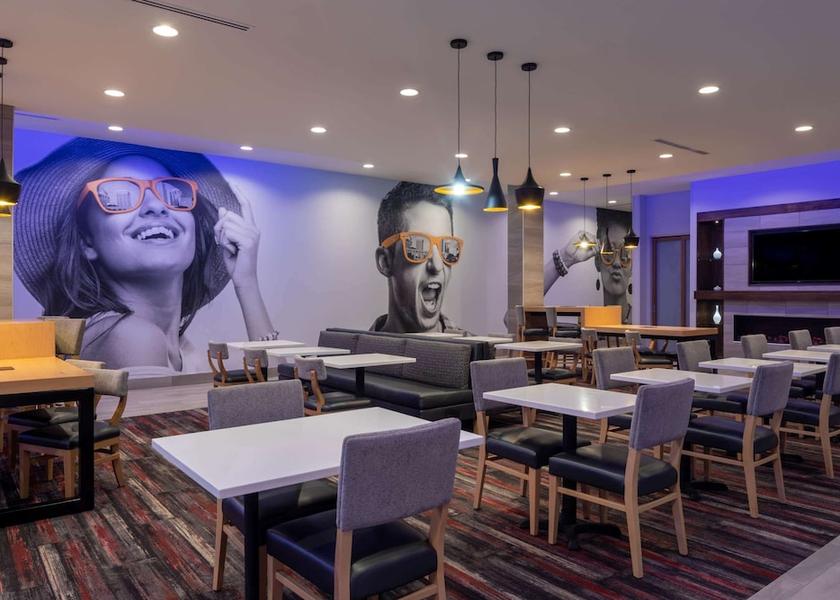 Georgia Greensboro Lobby