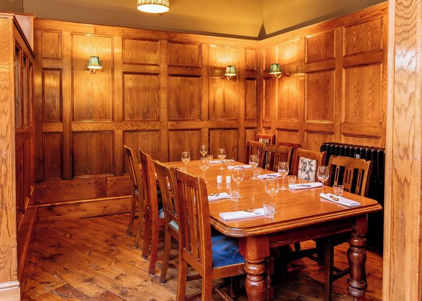 England Woodford Green Restaurant