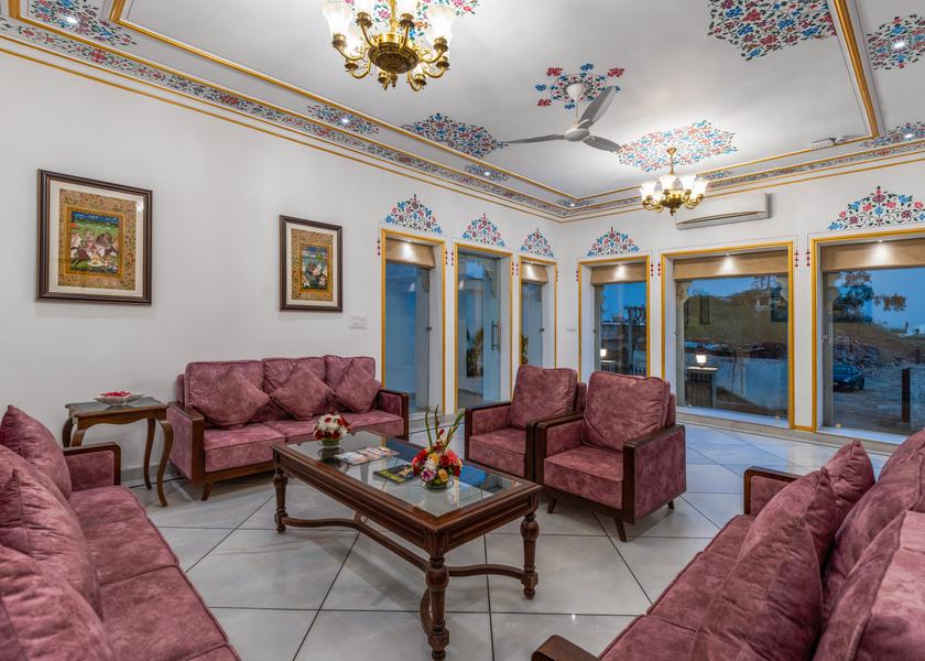 Rajasthan Udaipur Hotel Exterior