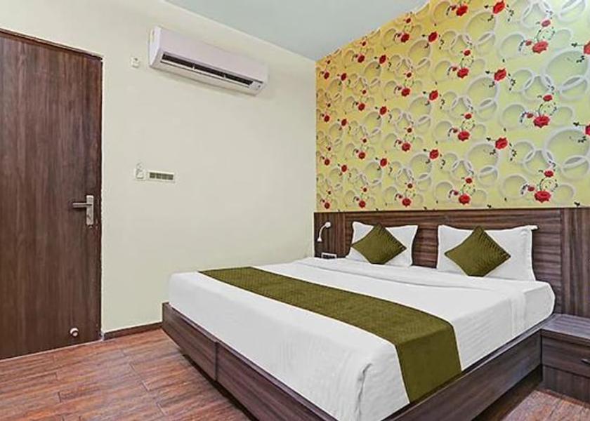 Uttar Pradesh Lucknow Room