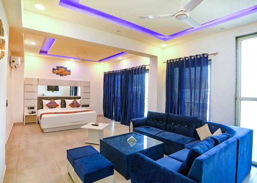 Uttar Pradesh Noida Public Areas