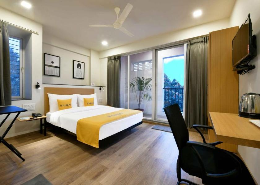 Maharashtra Nashik Opulent Queen Room