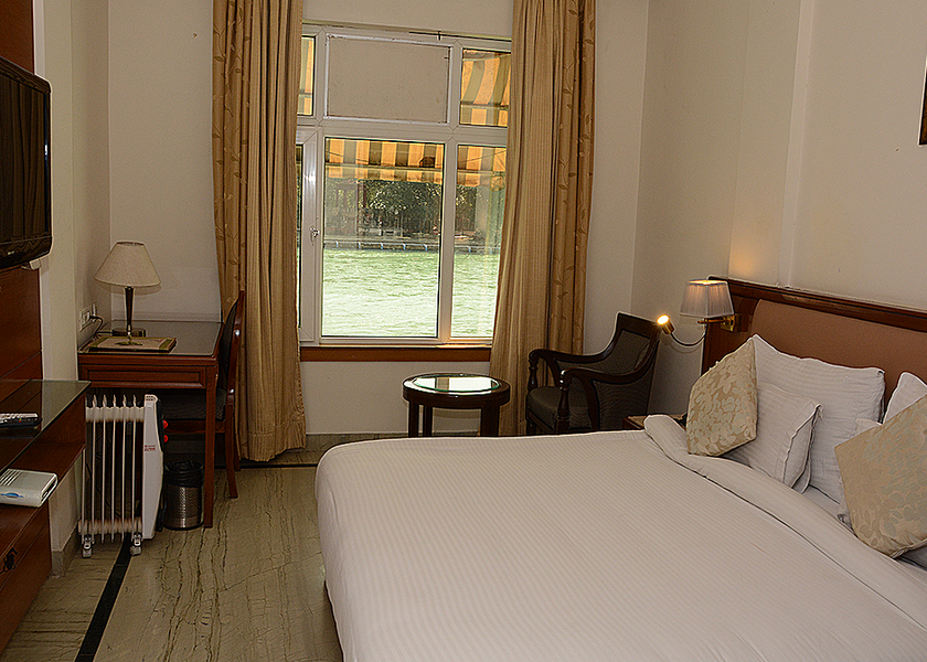 Uttarakhand Haridwar Premium Suite with Balcony (Ganga facing)