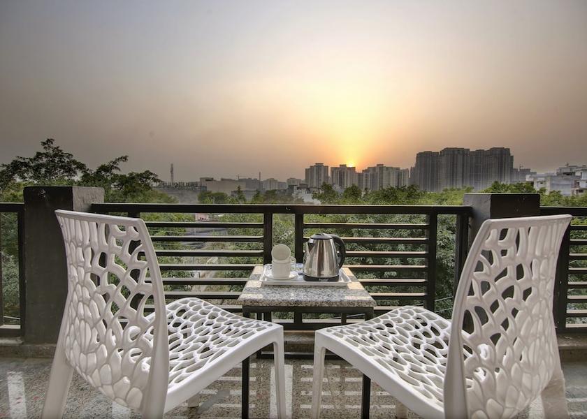 Uttar Pradesh Noida Terrace/patio