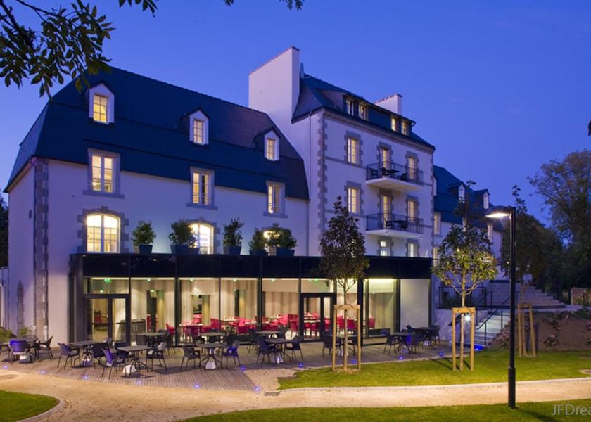 Brittany Pont-Aven Facade