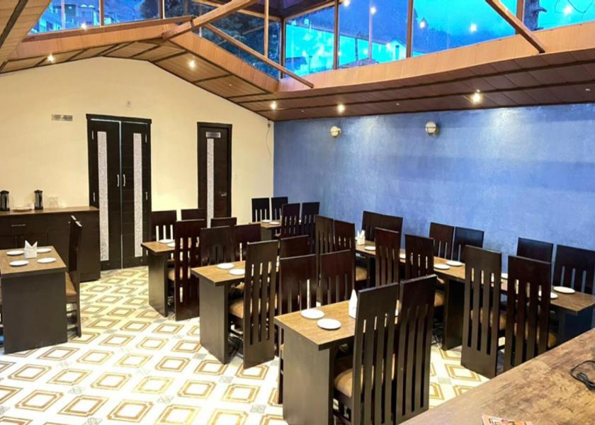Uttarakhand Nainital Dining Area