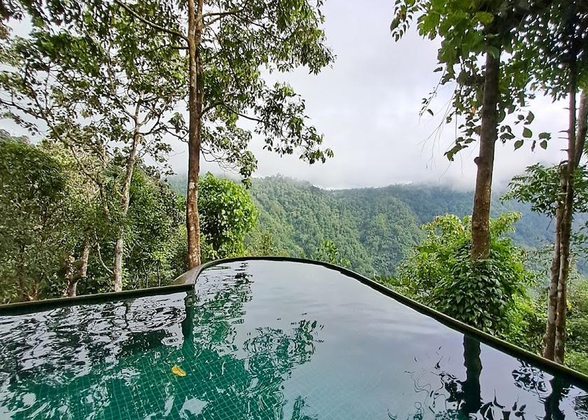 Kerala Wayanad Pool