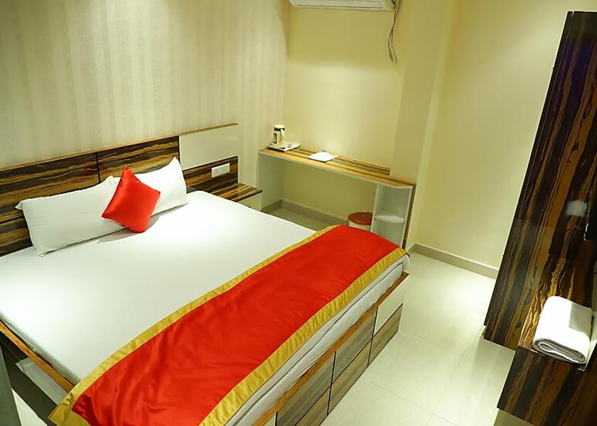 Uttar Pradesh Bareilly Deluxe