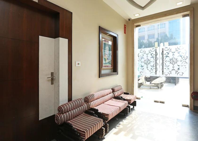Uttar Pradesh Mathura Lobby