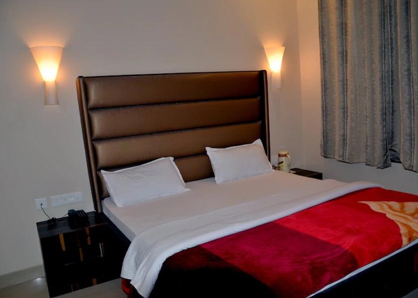 Uttar Pradesh Mathura Deluxe Room