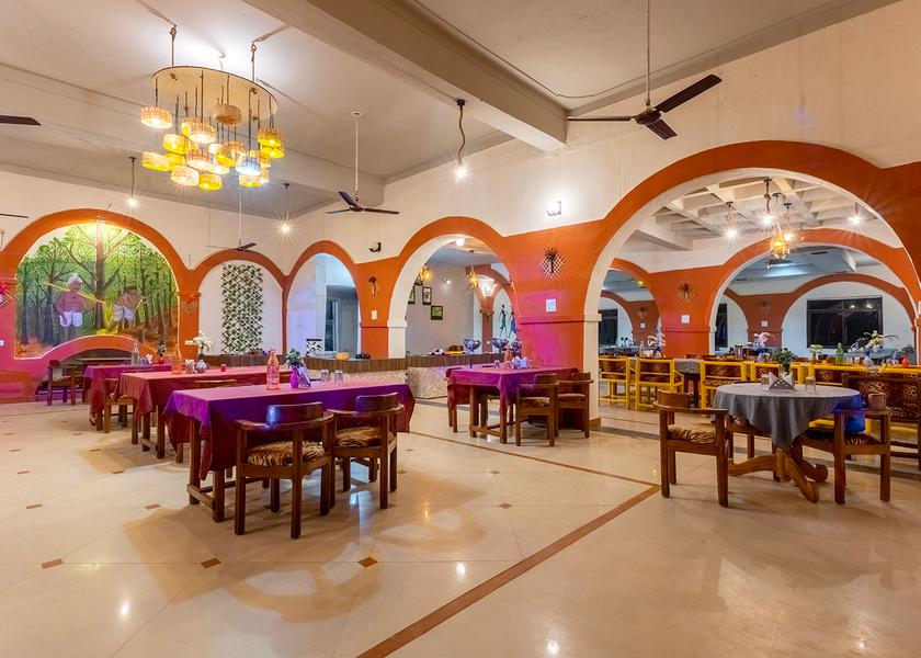 Madhya Pradesh Kanha Food & Dining