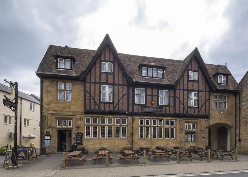 England Sherborne Terrace/patio