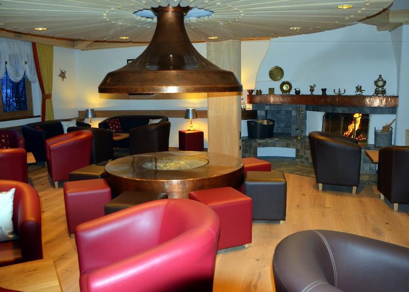 Tyrol Kirchberg in Tirol Lobby