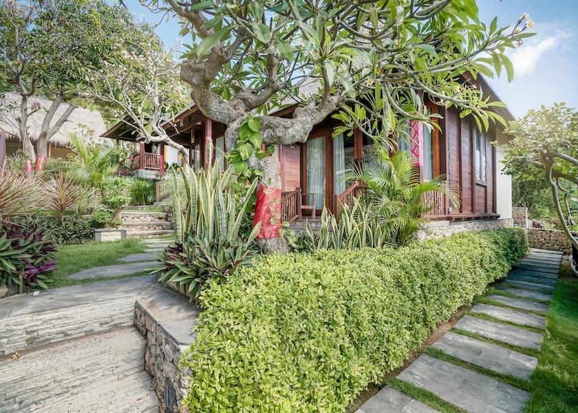  Penida Island Exterior Detail