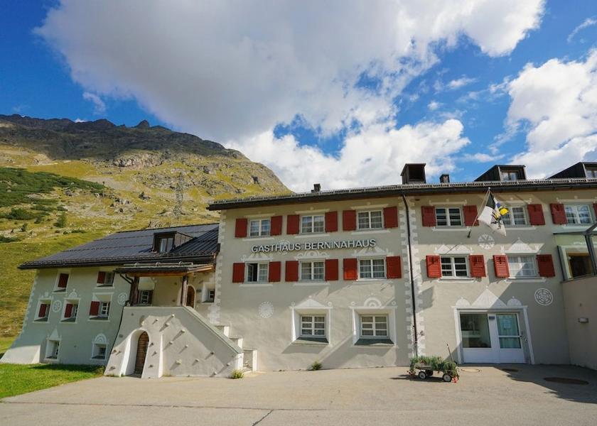 Graubuenden Pontresina Exterior Detail