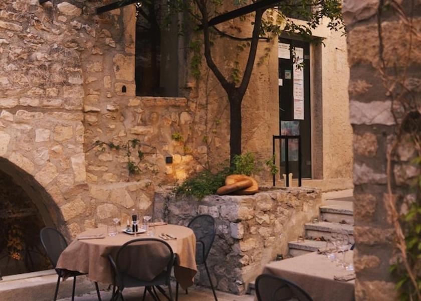 Provence - Alpes - Cote d'Azur Vaison-la-Romaine Balcony