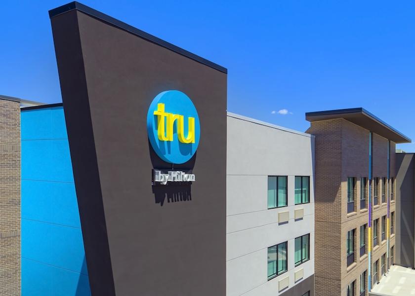 Nebraska Omaha Exterior