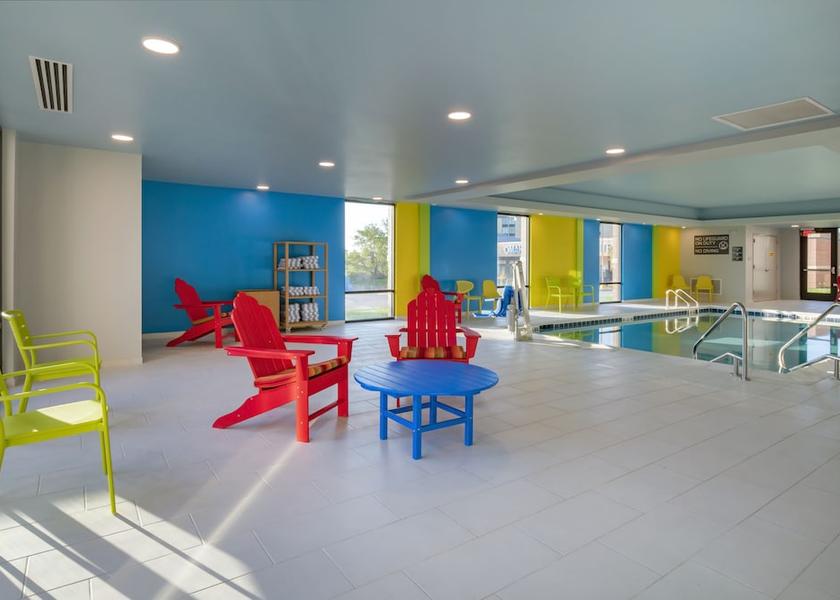 Nebraska Omaha Indoor Pool