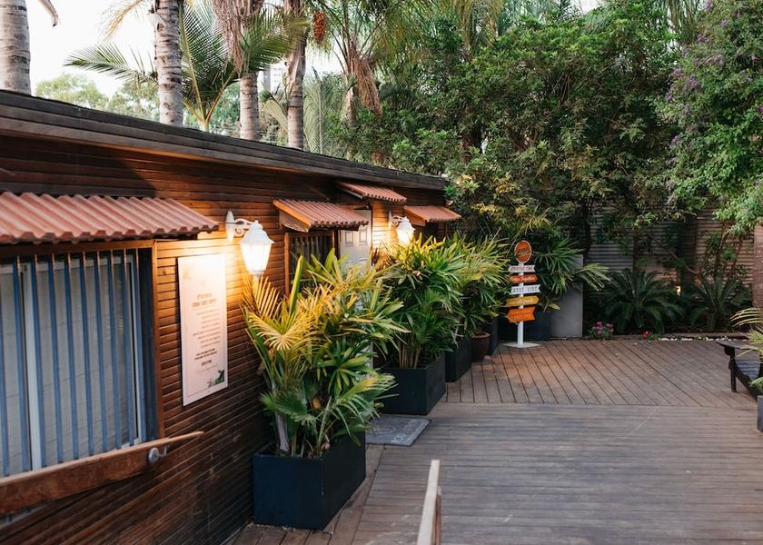  Rehovot Exterior Detail