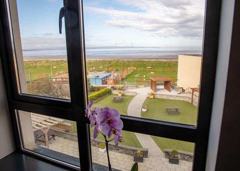 County Sligo Enniscrone Room