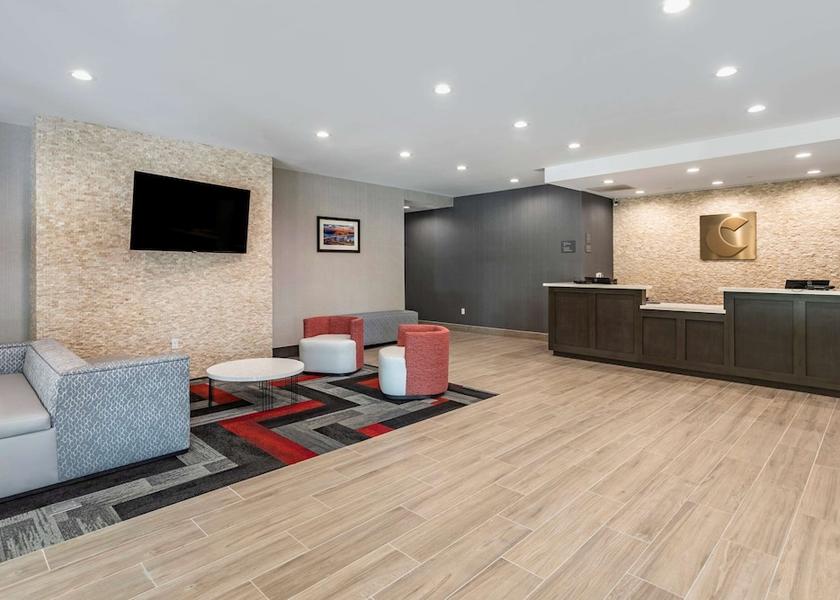 Mississippi Olive Branch Lobby