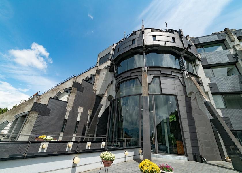 Shizuoka Gotemba Exterior