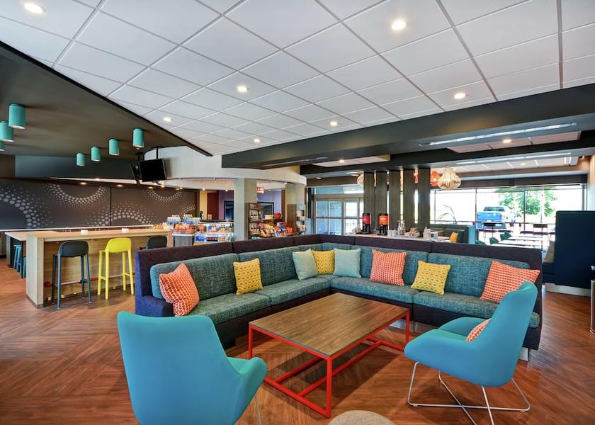 Colorado Denver Lobby