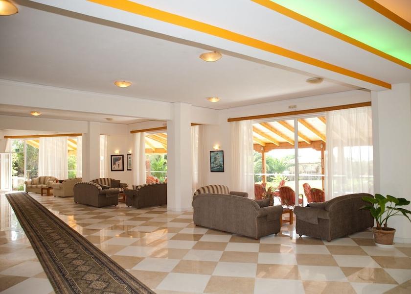 Crete Kissamos Reception