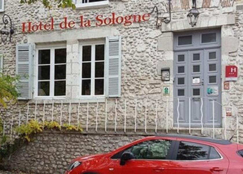 Centre - Loire Valley Beaugency Facade