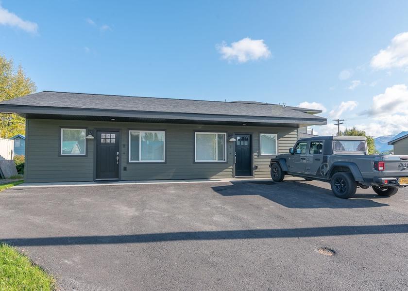 Alaska Palmer Exterior Detail