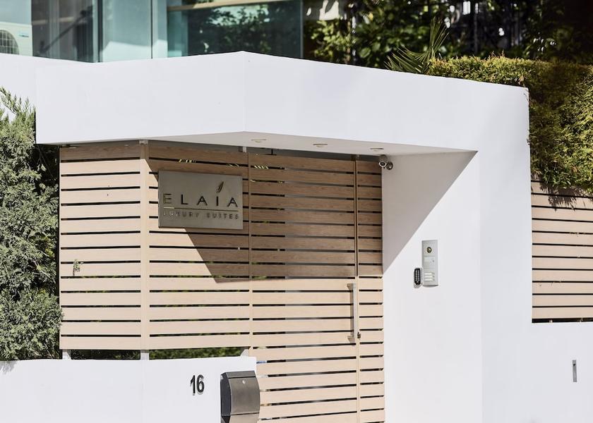 Attica Glyfada Interior Entrance