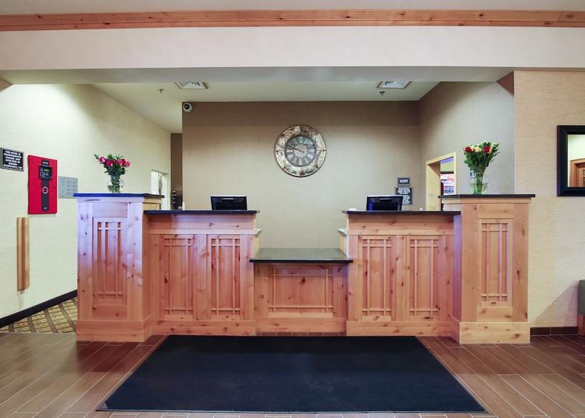 North Dakota Minot Lobby