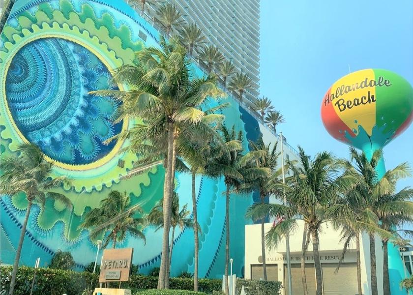 Florida Hallandale Beach Exterior Detail