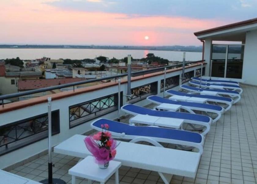 Campania Giugliano in Campania Terrace/patio