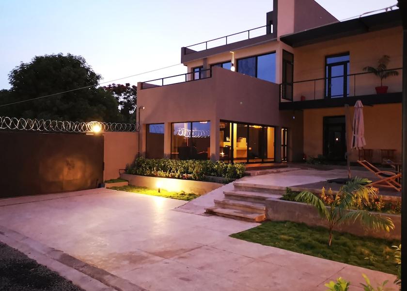  Bamako Property entrance