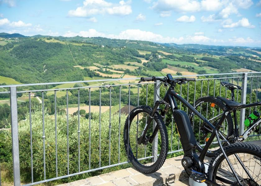 Umbria Montone Bicycling